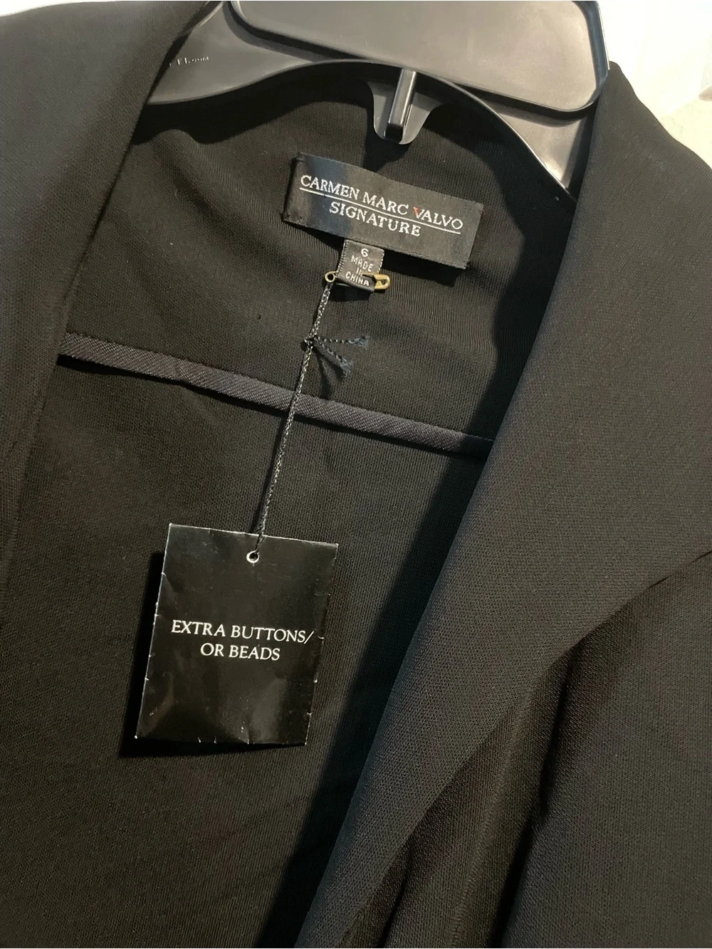 Carmen Marc Valvo Black Wrap Blouse - Picture 4 of 4